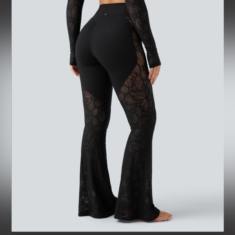 HALARA SoftkyZero Black Lace Flared Leggings NWT